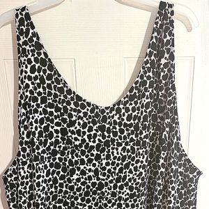 Beautiful rank top 3x Lined 100% polyester awesome condition swing blouse